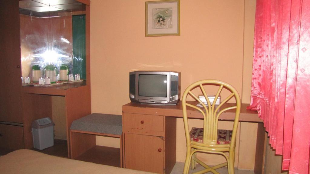 Hotel Mitra Garden Pangkal Pinang Rum bild