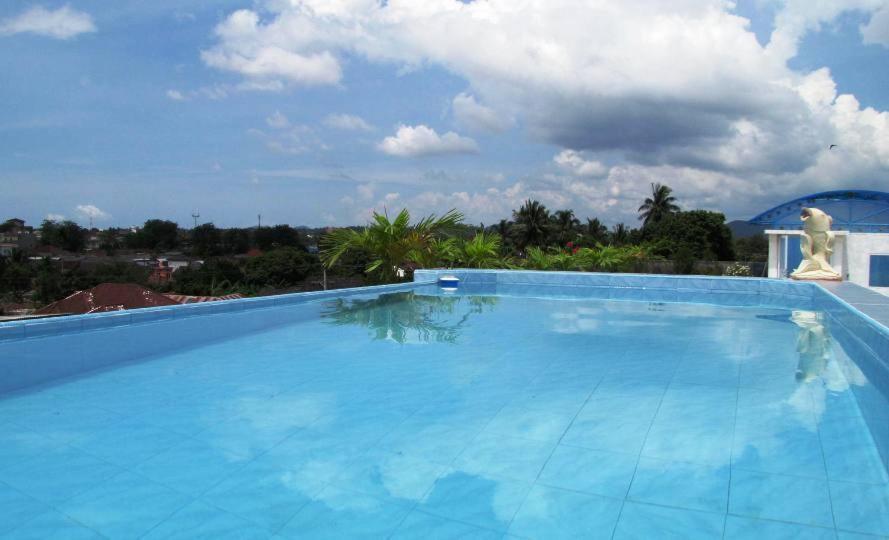 Hotel Mitra Garden Pangkal Pinang Exteriör bild