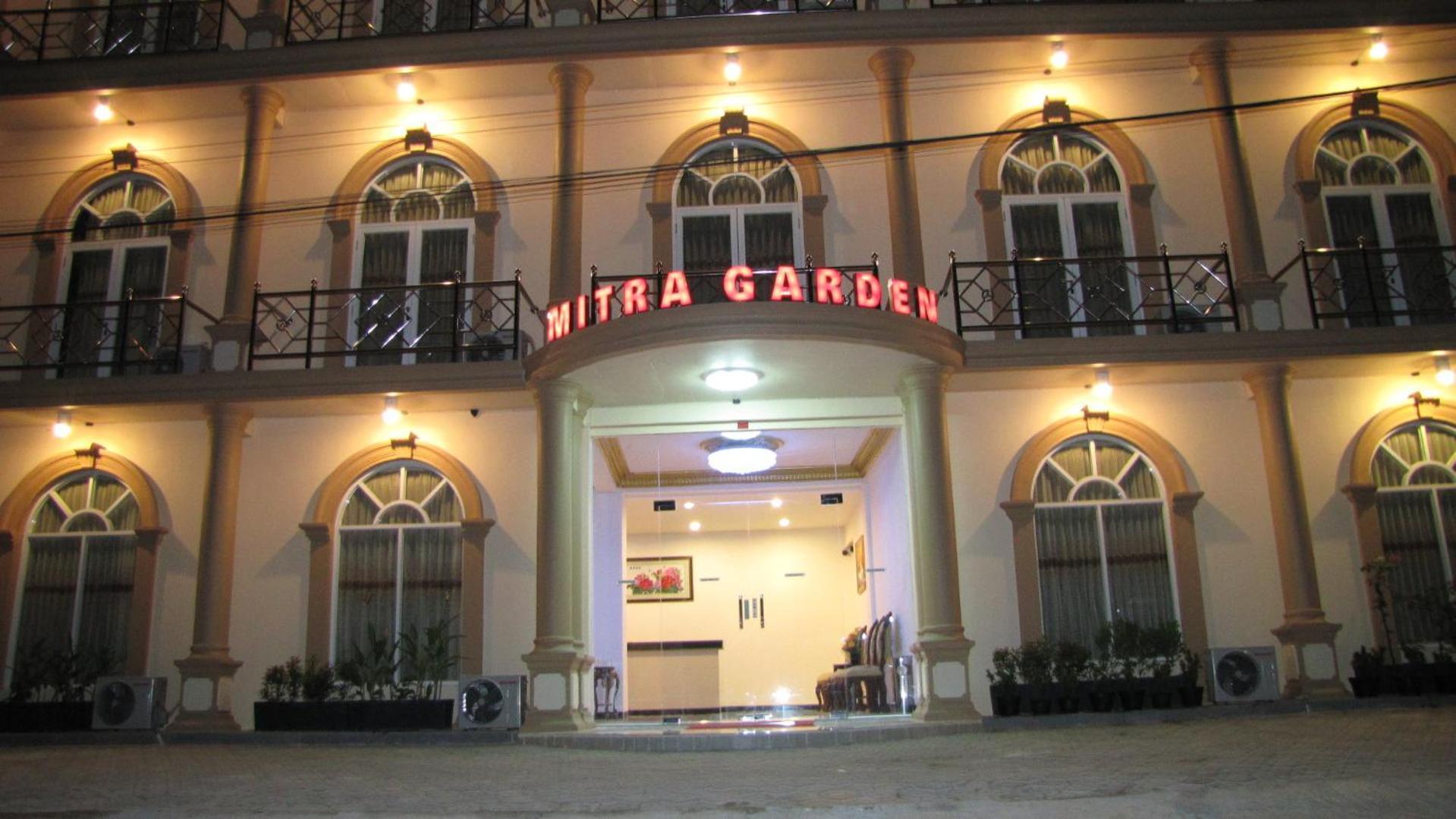 Hotel Mitra Garden Pangkal Pinang Exteriör bild