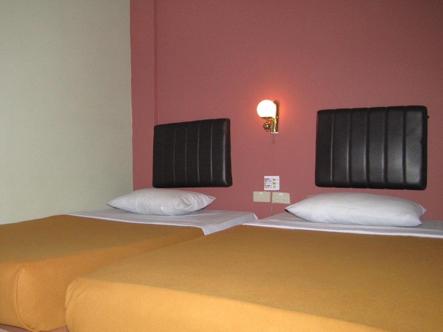 Hotel Mitra Garden Pangkal Pinang Exteriör bild